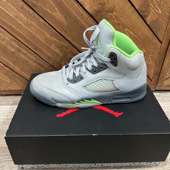 Air Jordan 5 Retro ‘Green Bean youth size 6.5 - Picture 10 of 12